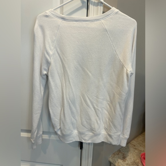 VS Long Sleeve Lace Heart Graphic Sweatshirt Medium - Picture 5 of 11